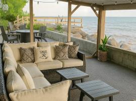 E&S Lake House Retreate & S Lake House Retreat，位于Amherstburg的酒店