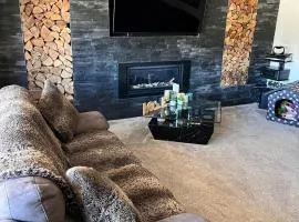 6 Bedroom Detached House in Walsall
