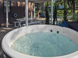 2 Bedroom Gorgeous Home In Hellendoorn，位于海伦多伦的酒店