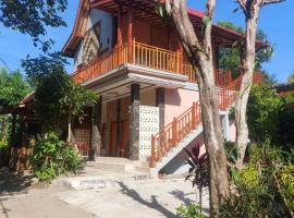 Pandan Arum Surfing，位于Pulau Lutung的宠物友好酒店