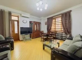 Toon Apartments Modern 2BR with Balcony near Republic Square