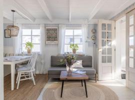 Cozy summer cottage in Hasmark，位于奥特鲁普的酒店