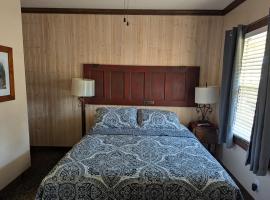 Squaw Valley Motel Room #1，位于斯阔谷的酒店