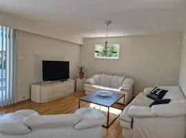 Comfortable Apartment Sleeps 3 Near Kristiansand City Center