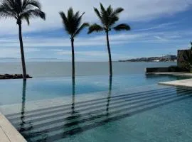 Arama Bay Relaxation, Luxury and Elegance by the Sea