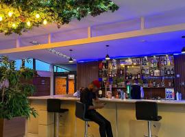 phoenix home，位于阿布贾的酒店