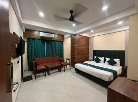 Hotel Enigma