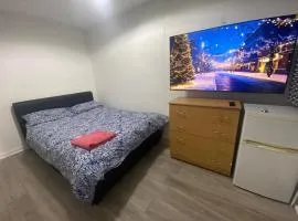 THE HEATHROW LODGE LONDON Uk