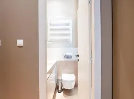 Syntagma Zairas Hideaway!