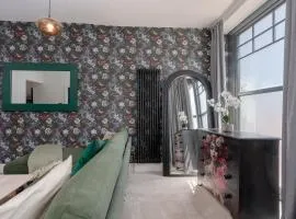 Mulberry Boutique Stay Ground Floor Canal Side