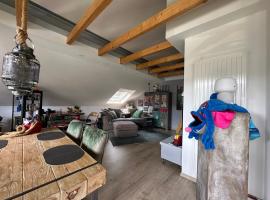 Coole KreativWohnung zum Wohlfühlen，位于瓦伦霍尔斯特的酒店