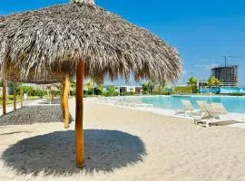 Bluü Habitat with Beach and Premium Amenities