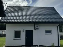 Dom wypoczynkowy Leśny Zakątek 2 nad jeziorem