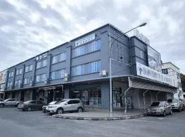 H-5 INN