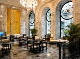 Eli Suites