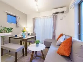 6 min to Nagoya Brand-new building Sleeps 5