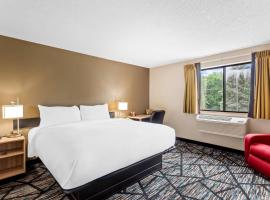 Quality Inn & Suites Howe - Sturgis，位于Howe的酒店