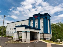 特纳斯维尔汉普顿酒店，位于布莱克伍德的酒店