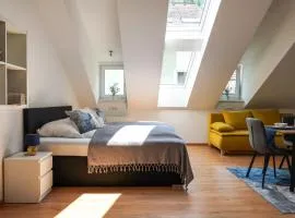 CitySuites Salzburg, BEST BUDGET stay, next to City Center and Old Town, Shared Spaces