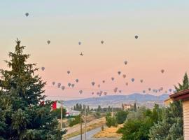 Balloons View Cozy Garden Home in Cappadocia，位于阿瓦诺斯的酒店