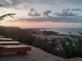 Stunning sea view, charming beach house in Barra, Mozambique - 4x4