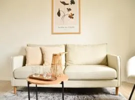MILPAU Bottrop 2 - Premium-Apartment - 4 Personen mit Queensize-Bett und Einzelbetten - Zentral, Nespresso und Smart-TV