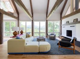 Lxry Est HeatedPool Hottb Views，位于Copake的酒店