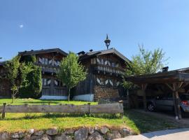 Chalet Hollerhaus，位于蒂罗尔州圣约翰的酒店