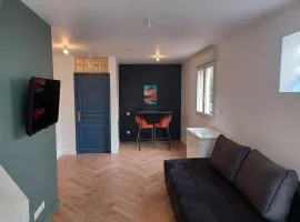 Quiet loft 7 min to Roseraie metro station
