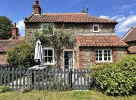 MAYS COTTAGE - Blakeney