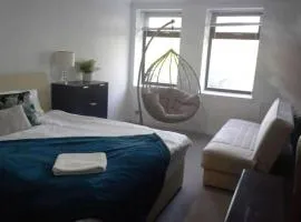 gourock blissful apartment with 3 bedrooms