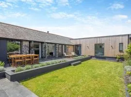 Woodside Barn Hartland