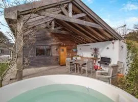 3 Bed in South Cove oc-r30975