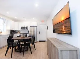 500 ft to boardwalk, 3 bdr condo