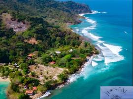 Hostal Rojoyale capurgana，位于Acandí的酒店