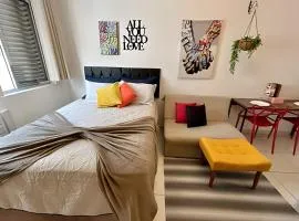 SHB - Studio no Coração do Gonzaga á Beira Mar