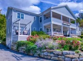 Harbor's End, Unit A