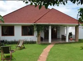 Barazani Garden House