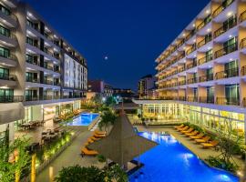 Hotel J Pattaya，位于芭堤雅市中心的酒店