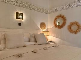 Dar Salam Palm - Guest Choice Award 2024，位于马拉喀什的酒店