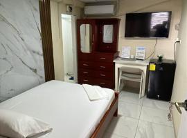 CÓMODA HABITACIÓN CENTRAL，位于马查拉的酒店