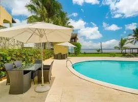 Caribbean Idyllic Vacation at Beachfront 1-BR Apt.