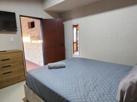 Hermosa y Elegante casa en Alto Barinas en alquiler，位于巴里纳斯的酒店