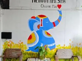 Retro At Phra Sing Guest House
