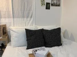 Sum Leisure Gocheok Dome 6 minutes Emotional 4-person two-room
