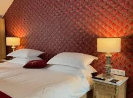 The Lovelace Residence by Threads of Time Hotel Bruges