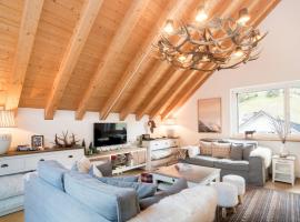 Swiss Family Chalet，位于安德马特的酒店