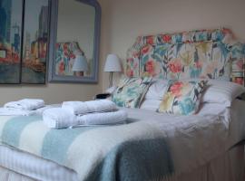 Hotel Restaurant Le Lion Verd，位于Putanges-le-Lac的酒店