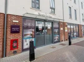 For Students Only - Straits Garden at Egham