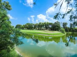 Peaceful Escape in Gurgaon - Villa Retiro Do Sol